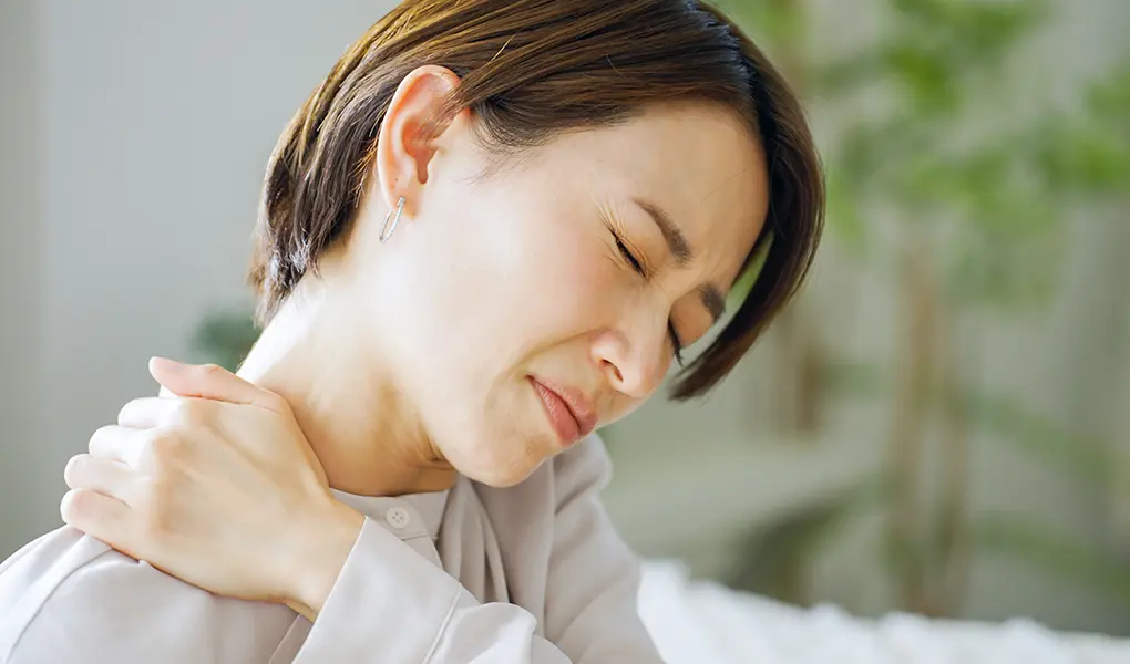 肩こり・頭痛・睡眠の質の低下と顎関節症の関係